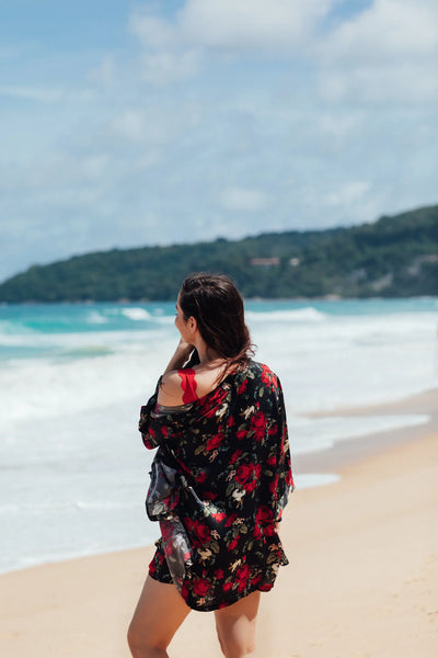 Kaanda Beach Life Black Rose Hedda Kimono
