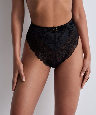 Aubade The night before Very high Panties Blackbird