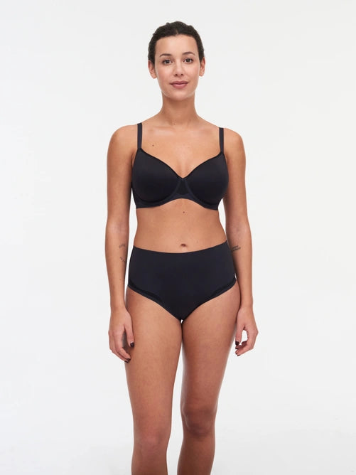 Chantelle Pure Light covering spacer bra Black