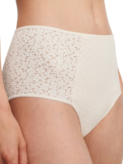 Chantelle Norah High-Waisted Covering Full Brief Talc