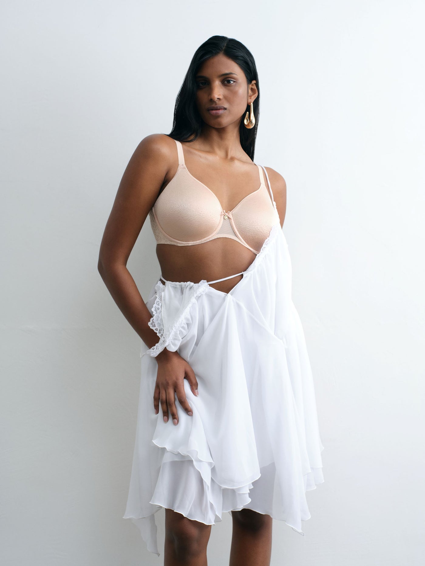 Chantelle Norah Covering Spacer Bra Golden Beige