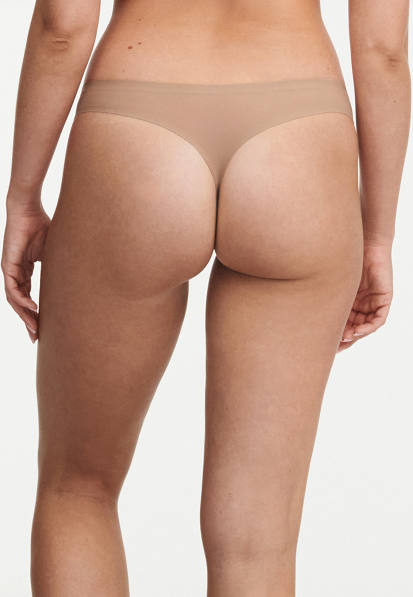 Chantelle Softstretch String Coffee Latte