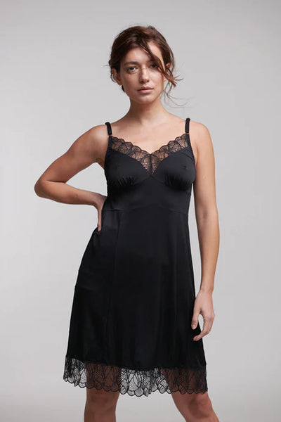 Chambres Natalie Slip Dress Black