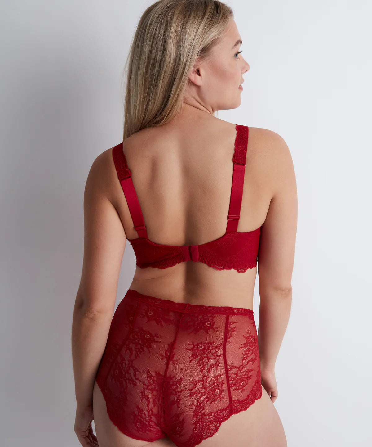 Aubade Danse Des Sens triangle plunge bra Irresistible Red