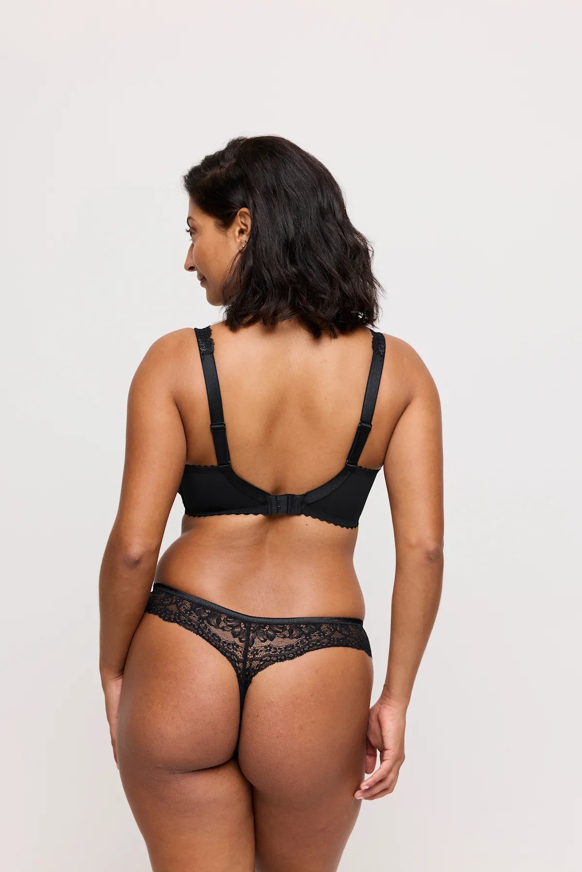 Primadonna Shimla Thong Black