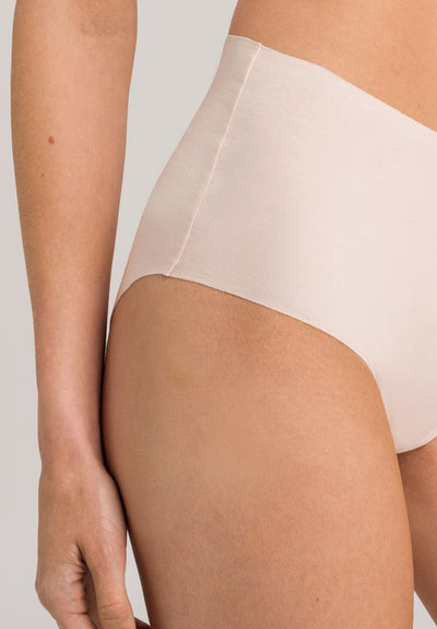 Hanro Invisible Cotton Full Brief Powder