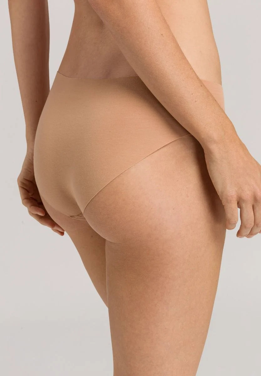 Hanro Invisible Cotton High Cut Brief Beige