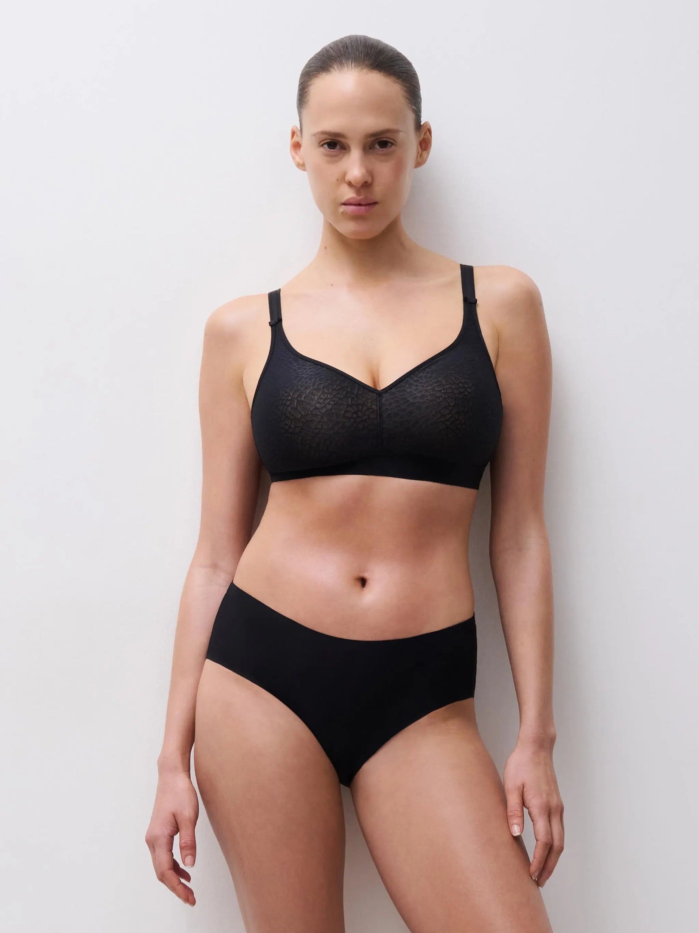 Chantelle MAGNIFIQUE WIREFREE SUPPORT BRA Black