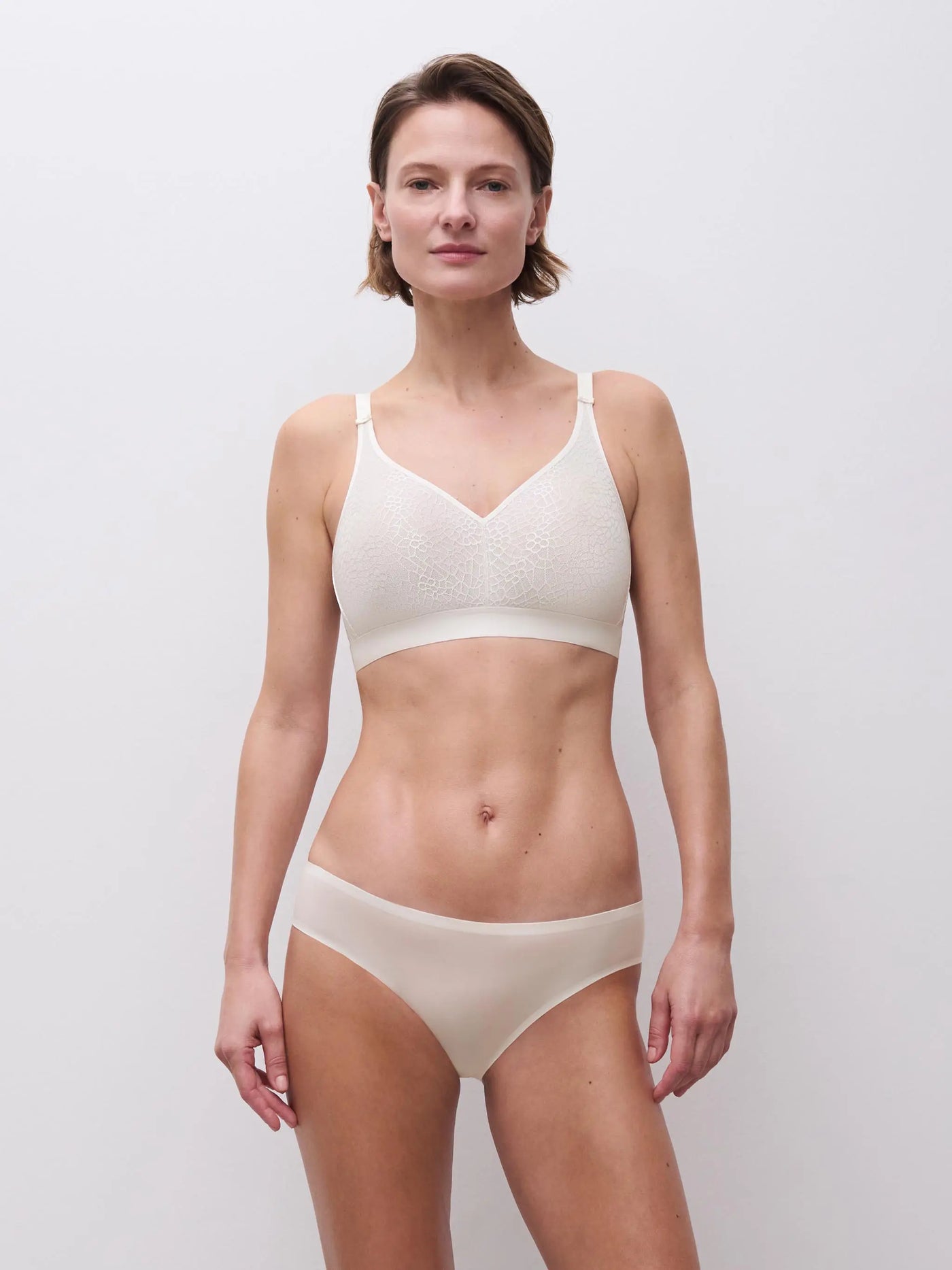 Chantelle MAGNIFIQUE WIREFREE SUPPORT BRA Ivory