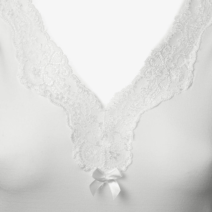 Pearl Design Stockholm Elegance V-ringat nattlinne Off-white